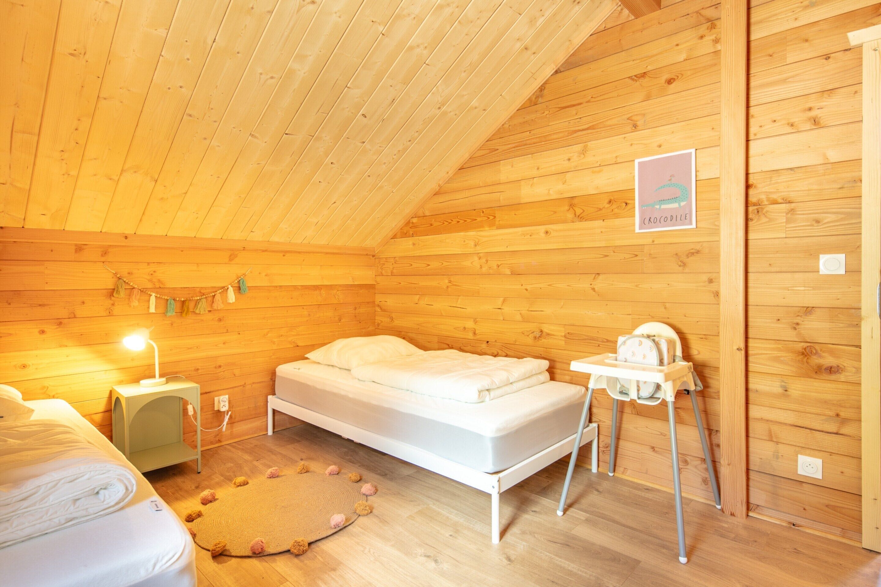 木屋 | 4 間臥室、熨斗/熨衣板