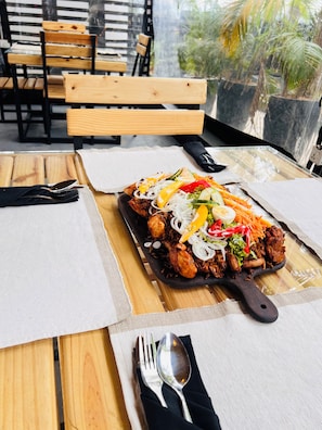 Tägliches inbegriffenes großes Frühstück