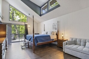 3 bedrooms, desk, free WiFi, bed sheets