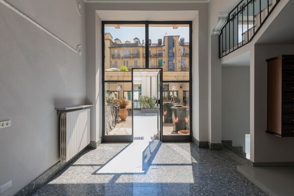 Interior - Pink Loft by Wonderful Italy (Torino)