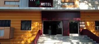 lvy Hotel And Restaurant