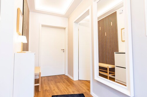 SmartFewo: Suite | Central | Terrace | Parking lot