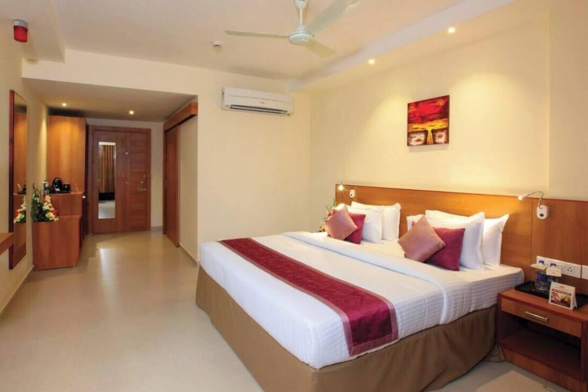 Free WiFi, wheelchair access