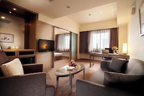 Deluxe Double or Twin Room, City View