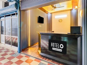 House | Reception