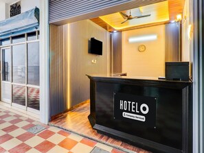 House | Reception - Hotel O Dehradun Central Junction (Dehradun)