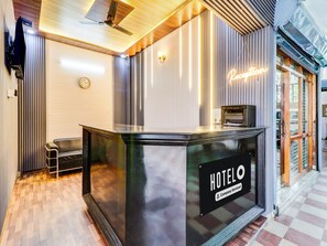 House | Reception