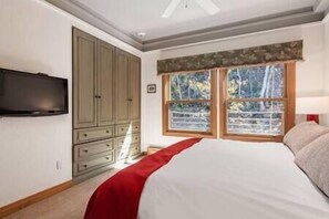 2 sovrum, strykjärn/strykbräda, internet och sängkläder