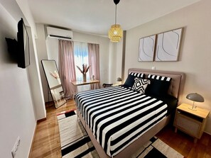 Iron/ironing board - O&O GROUP -Classy Urban Haven Near Psyri (Athens)