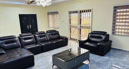 Lovely 1-bedroom apartment in Kumasi with Starlink