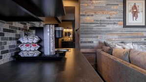 Unclassified image, 3 of 58, button - Epic Mountain View Dark Skies Retreat with 2 Living Spaces, Perfect for Couples & Families (Silver Cliff)