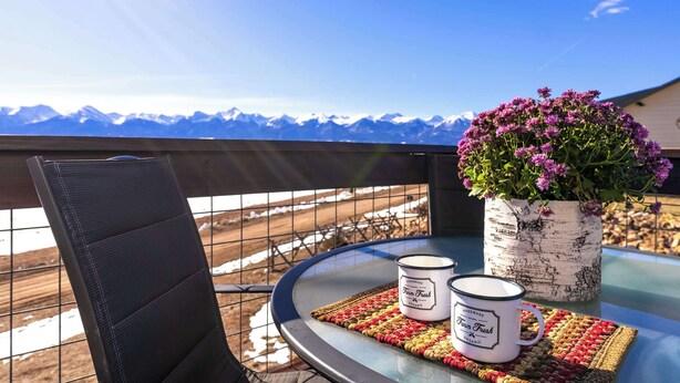 Unclassified image, 1 of 58, button - Epic Mountain View Dark Skies Retreat with 2 Living Spaces, Perfect for Couples & Families (Silver Cliff)