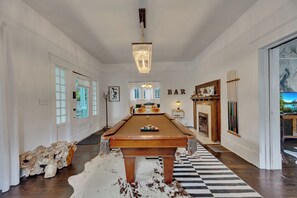 Spielezimmer