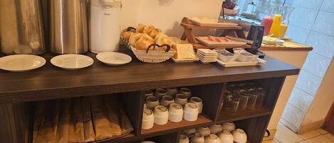 Petit déjeuner continental compris tous les jours