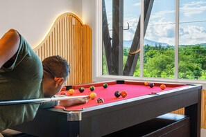 غرفة الألعاب