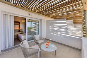 Classic-rum | Sängtillbehör av högsta kvalitet och minibar