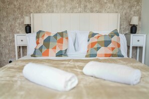 2 soverom, strykejern/-brett, wi-fi (inkludert) og sengetøy