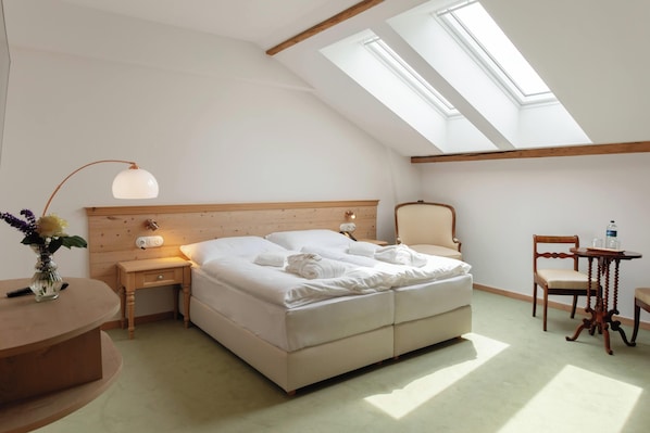 Double or Twin Room | In-room safe, blackout curtains, iron/ironing board, free WiFi