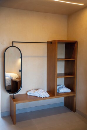 Chambre Double Junior | Coffres-forts dans les chambres, bureau