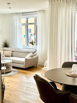 TV, books - "Discover Comfort and Relaxation at Strandsegler Heiligenhafen!" (Heiligenhafen)
