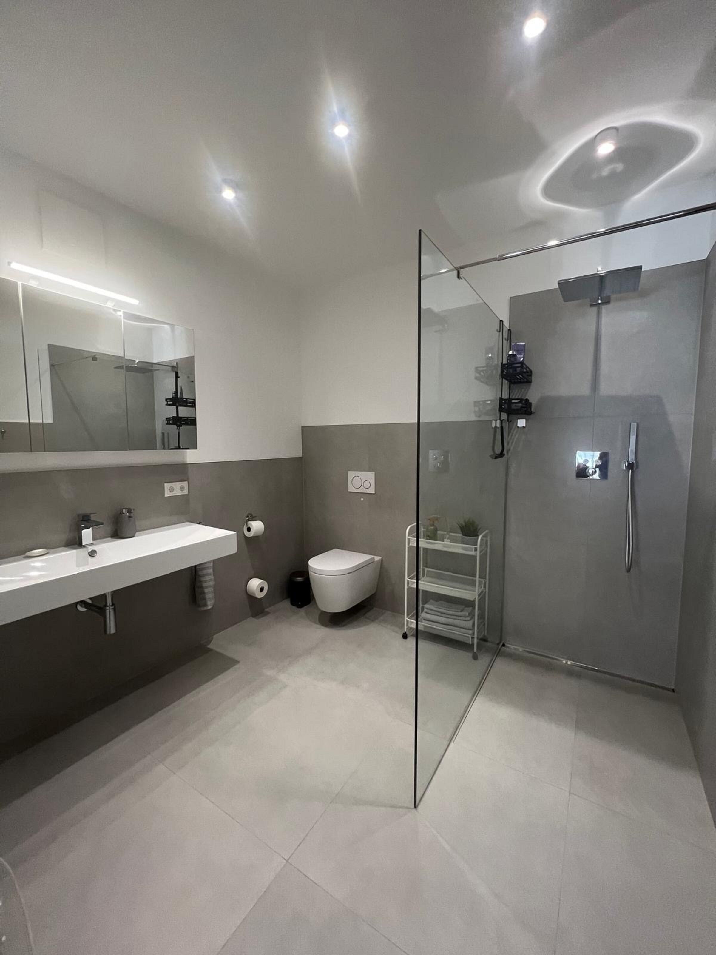 Een douche, een haardroger