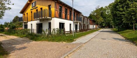 Apartment | Exterior
