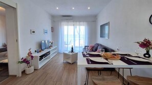 Dining - Melone Apartman 2 Dramalj by Villas Guide (Crikvenica)