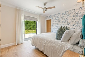 3 habitaciones, wifi gratis y ropa de cama