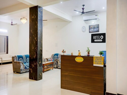 Hotel O IIT Varanasi Shree Gopal Upwan