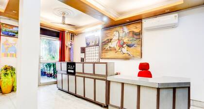 Collection O Nandanpura Sipri Bazar