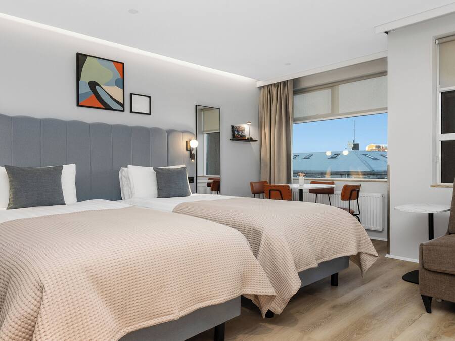 Studio, Multiple Beds, Kitchen | In-room safe, laptop workspace, blackout drapes, soundproofing