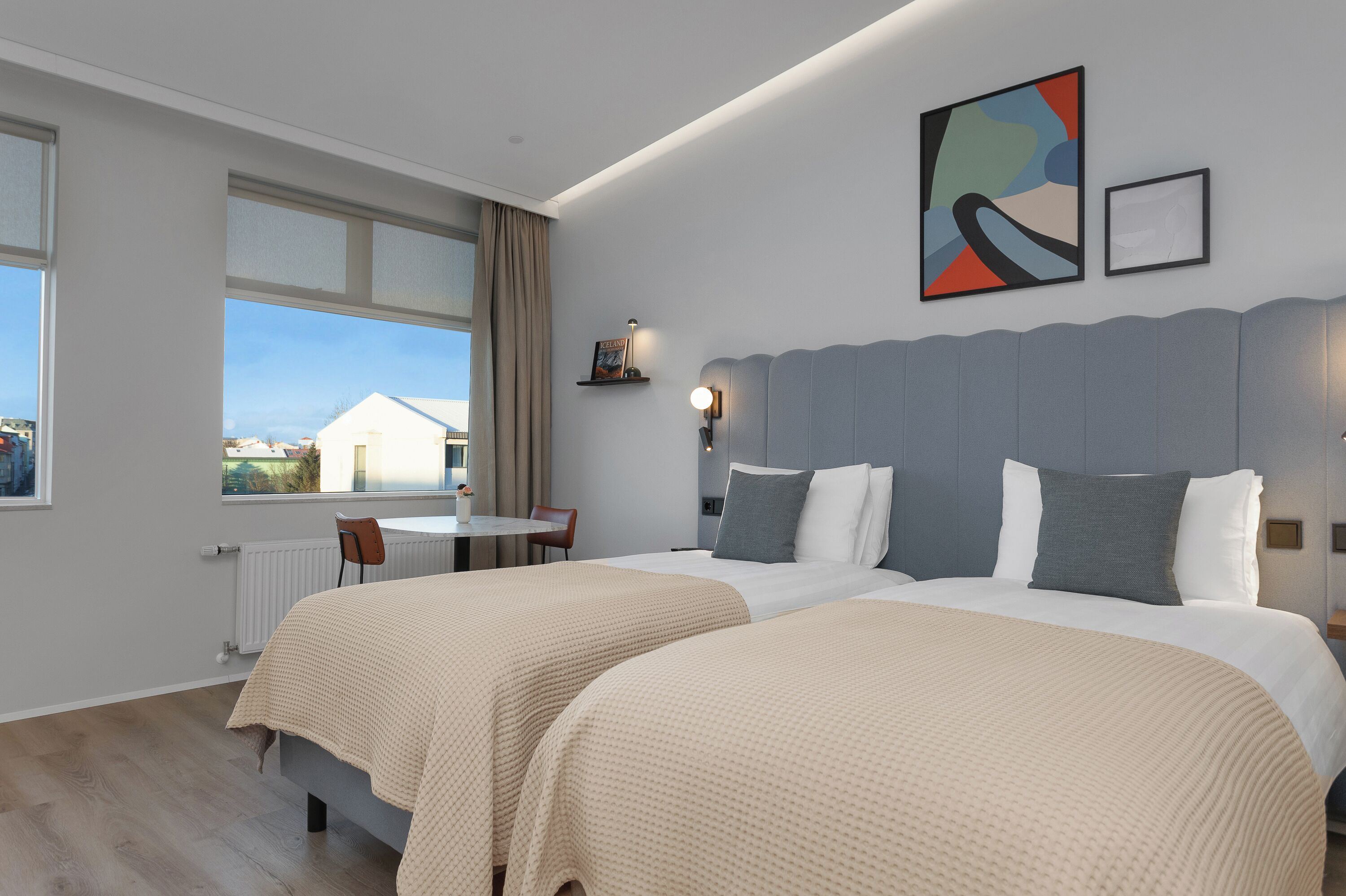 Studio, 2 Single Beds, Kitchen (Hallgrimskirkja Church view)