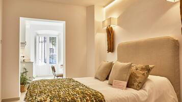 Deluxe appartement | Geluiddichte muren, een strijkplank/strijkijzer, gratis wifi