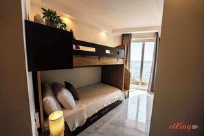 2 bedrooms, iron/ironing board, travel cot, WiFi