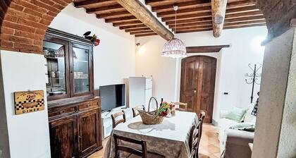 Beautiful apartment for 2 guests with WIFI and TV