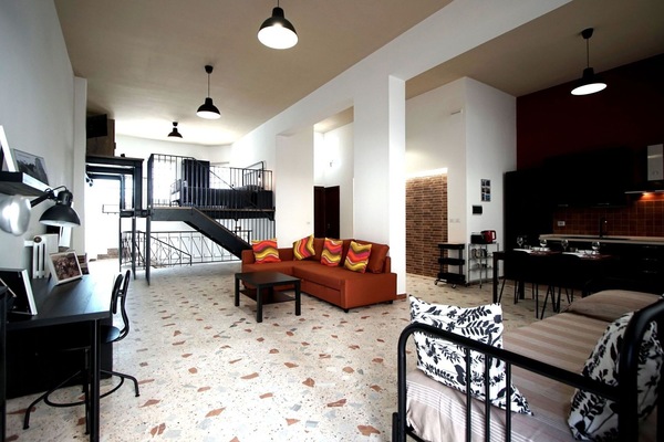 Interior Design, Flooring, Wand, Fussboden, Möbel, Decke, Beleuchtung, Couch, Wohnzimmer, Zimmer