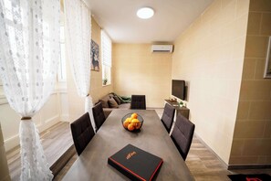 Dining - Charming Stay in the Heart of Victoria, Gozo (Ir-Rabat Għawdex)