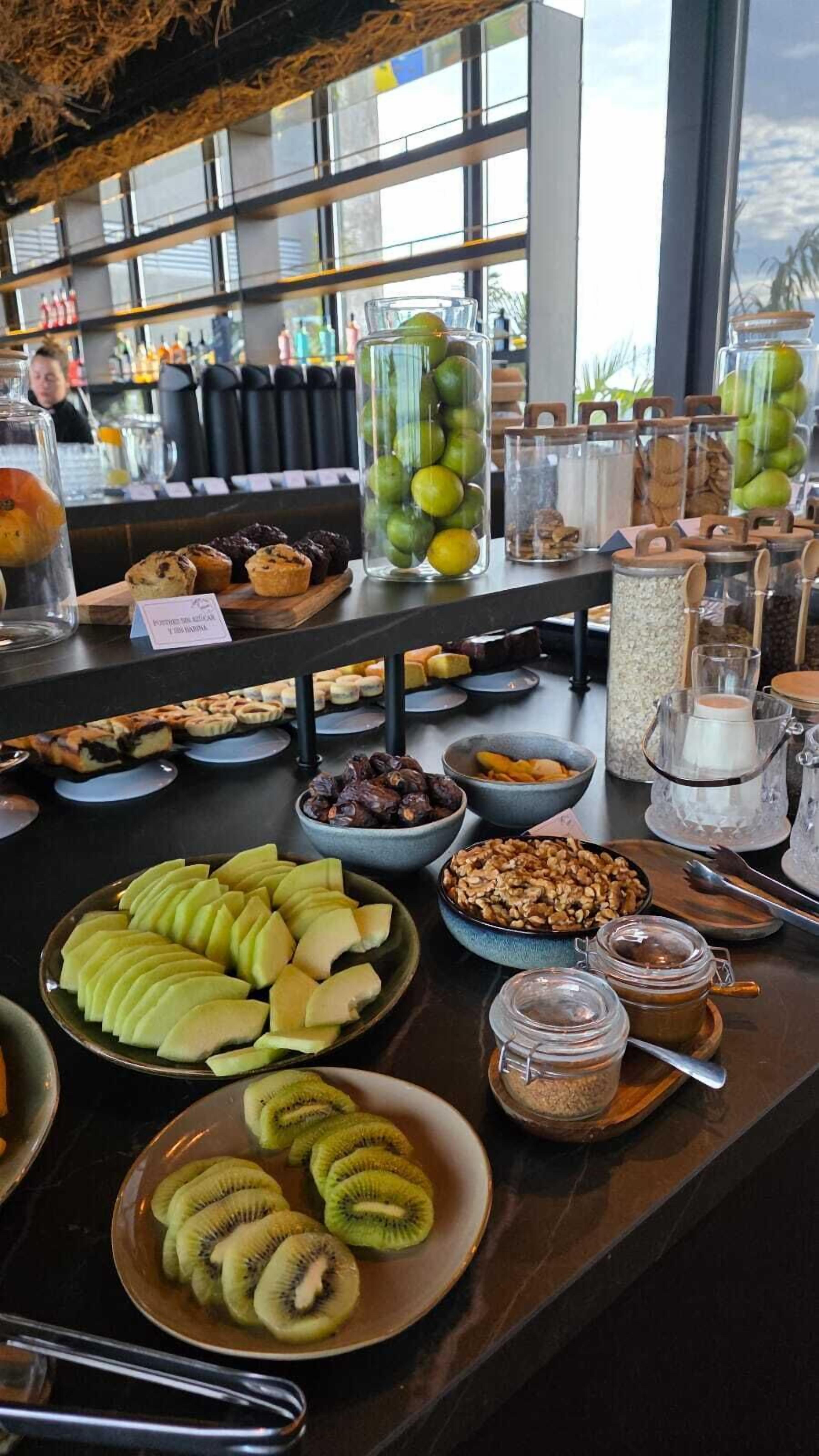 Desayuno continental incluido todos los días 