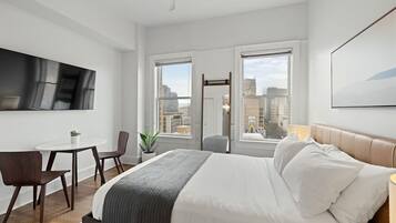 4 habitaciones, tabla de planchar con plancha y wifi gratis