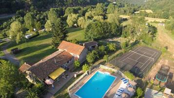 Terrain de sport
