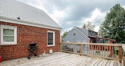 7even Clouds Éclair: Cozy basement nest near NE DC