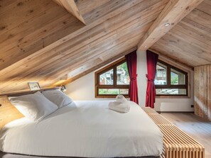 4 bedrooms, free WiFi, bed sheets