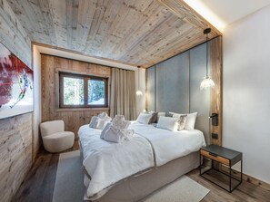 3 chambres, accès au Wi-Fi (inclus), literie fournie