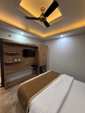 Executive Room - Hotel Lotus (Kanpur)