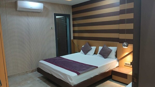 Club Room