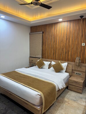 Executive Room - Hotel Lotus (Kanpur)