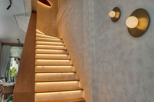 Deluxe Villa, 2 Bedrooms, Non Smoking, Pool View | In-room safe, desk, blackout drapes, free WiFi