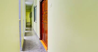 Collection O Tirupati Railway Junction