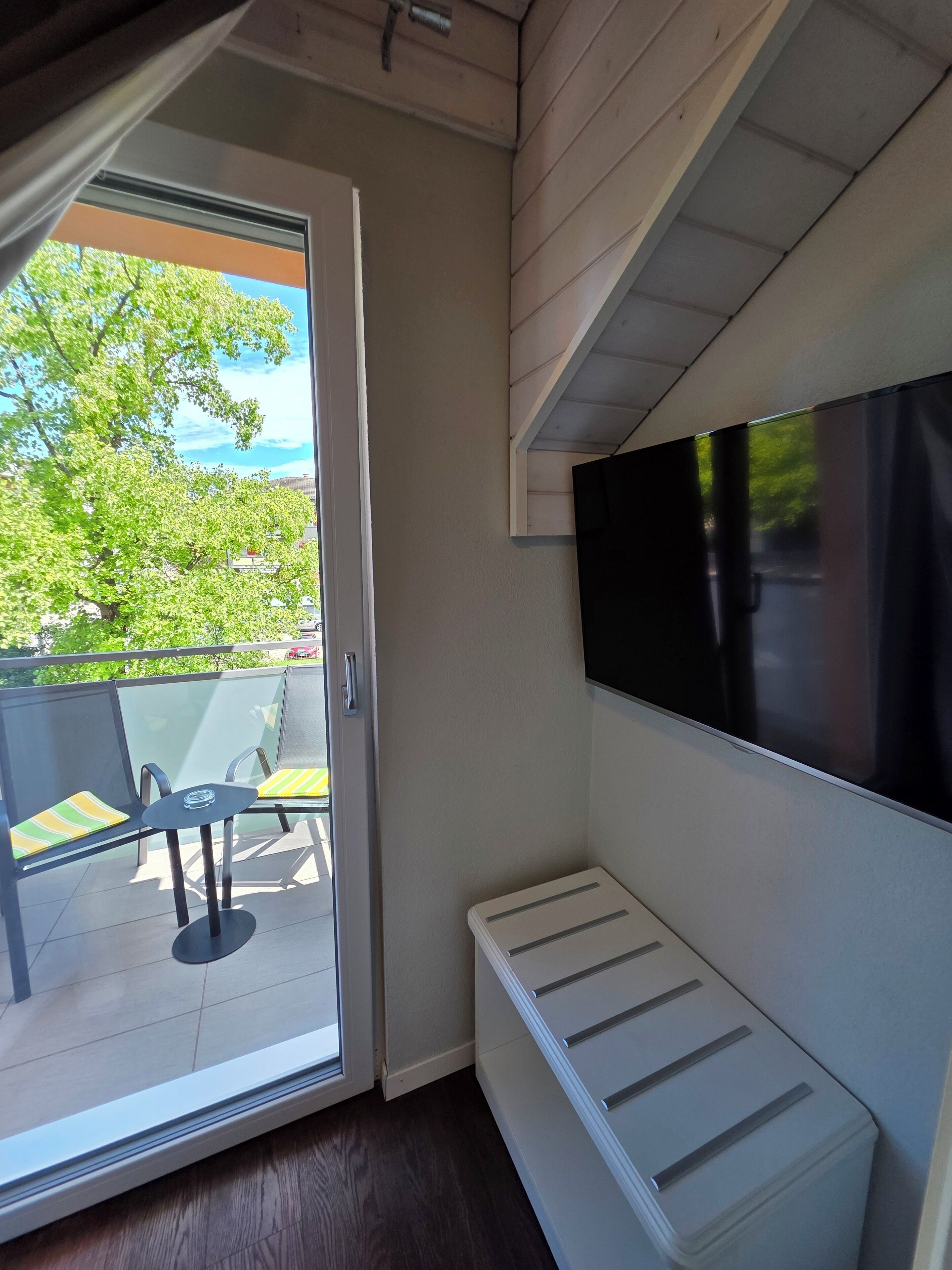 Double Room | Free WiFi, bed sheets