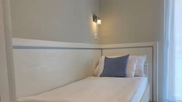 Single Room | Free WiFi, bed sheets